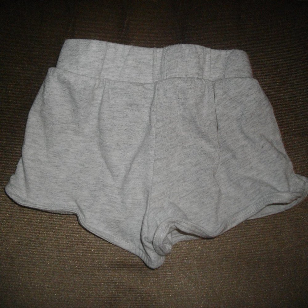2T Clothes Bundle - Picture 3 of 11